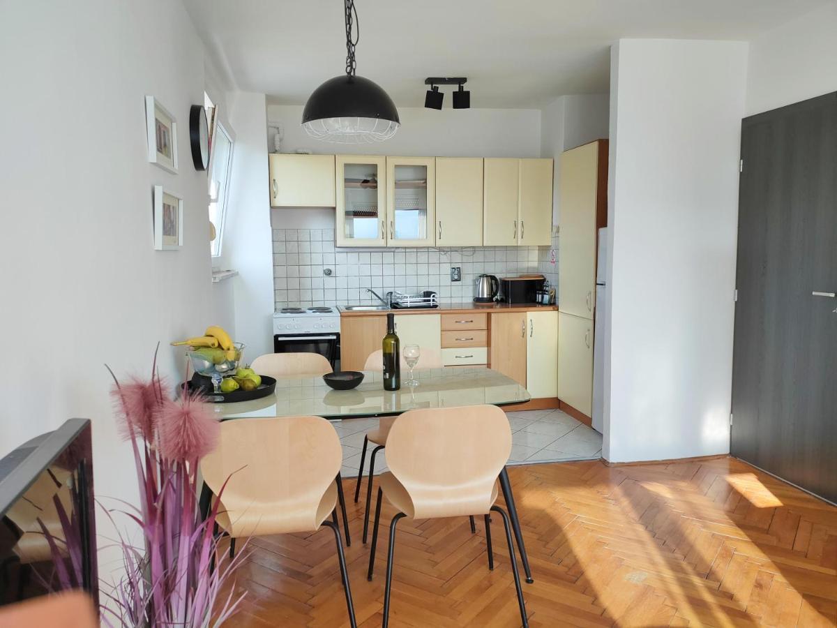 Adria Holliday Rijeka Apartment Exterior foto