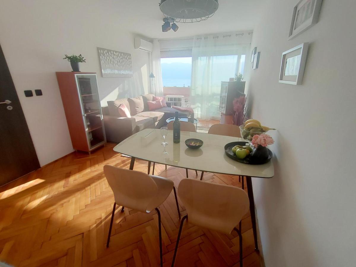 Adria Holliday Rijeka Apartment Exterior foto