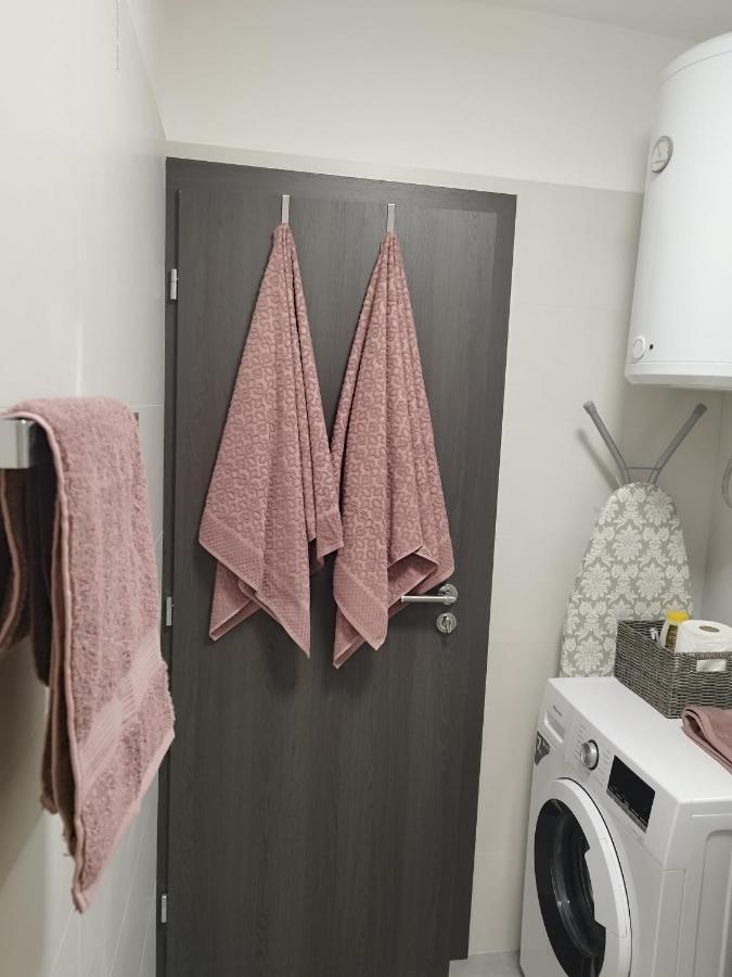 Adria Holliday Rijeka Apartment Exterior foto